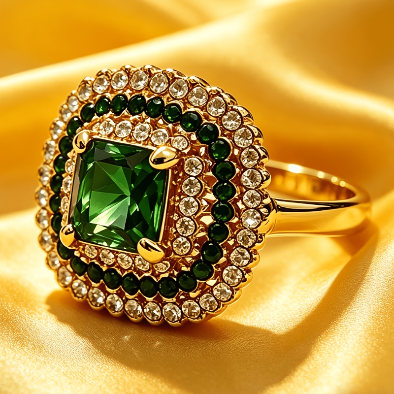 Women's Palace Style Gemstone Ring — Copper Inlaid Synthetic Emerald